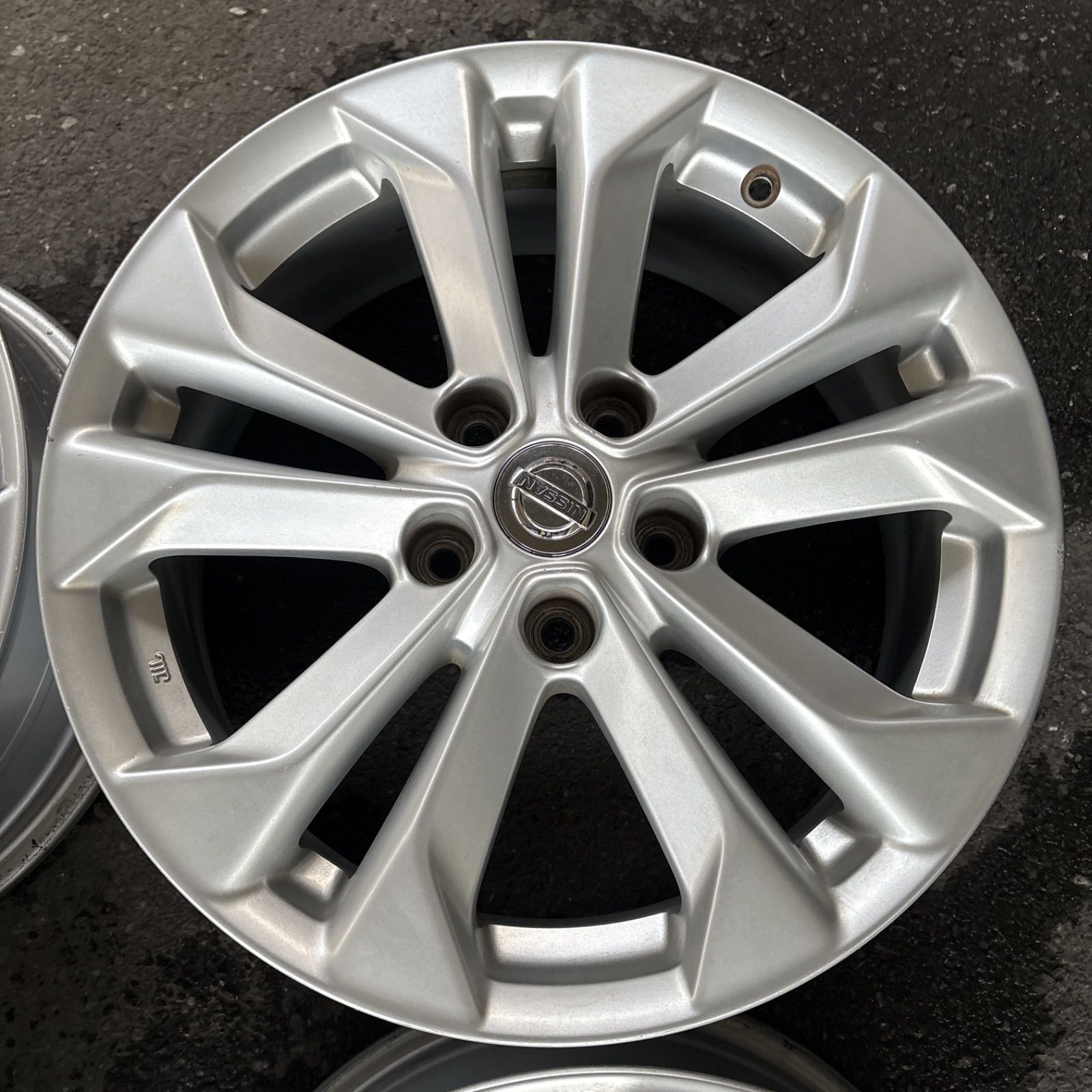 エクストレイルt31 純正ホイール、タイヤ