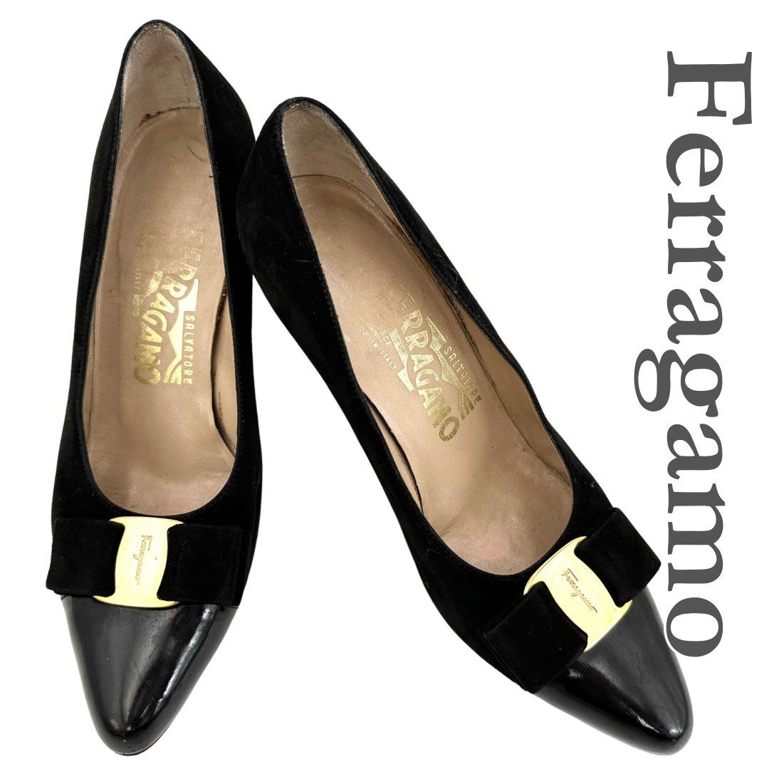 ■希少■ Ferragamo パンプス スエード ヴァラリボン 黒 2418T Ferragamo ヴァラリボン パンプス スエード キャップトゥ
