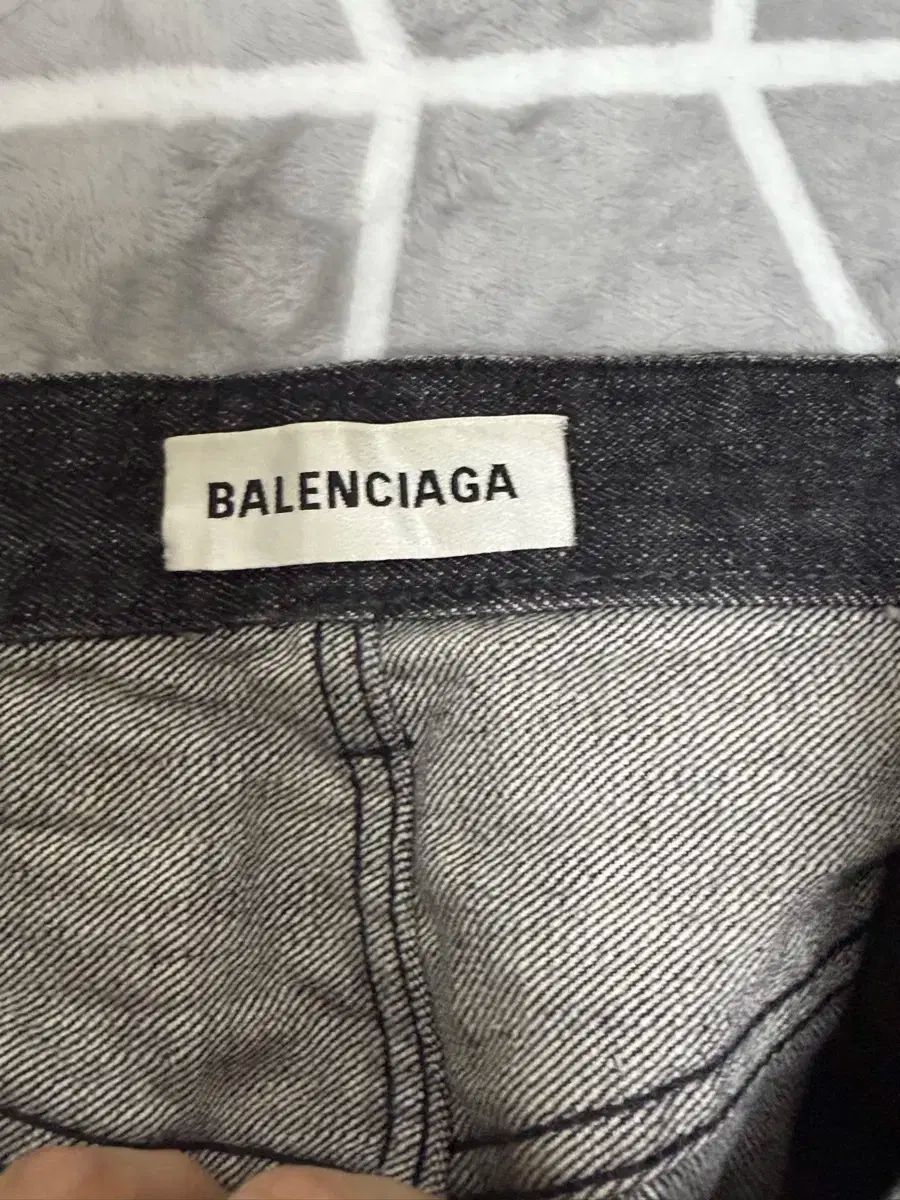 バレンシアガ キャットウォッシュ デニム s