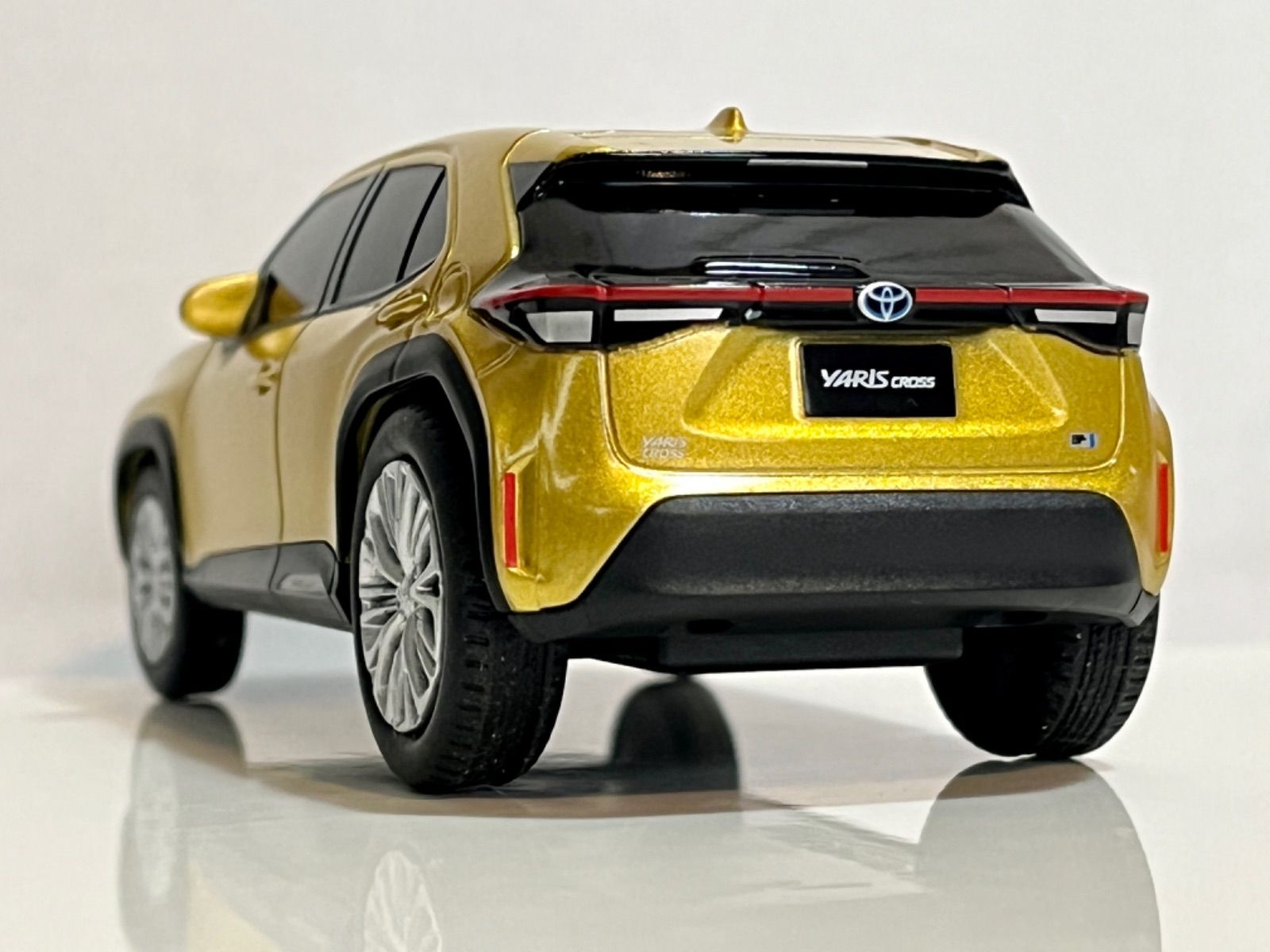 トヨタ ヤリス クロス YARIS CROSS プルバック ミニカー 非売品 - メルカリ