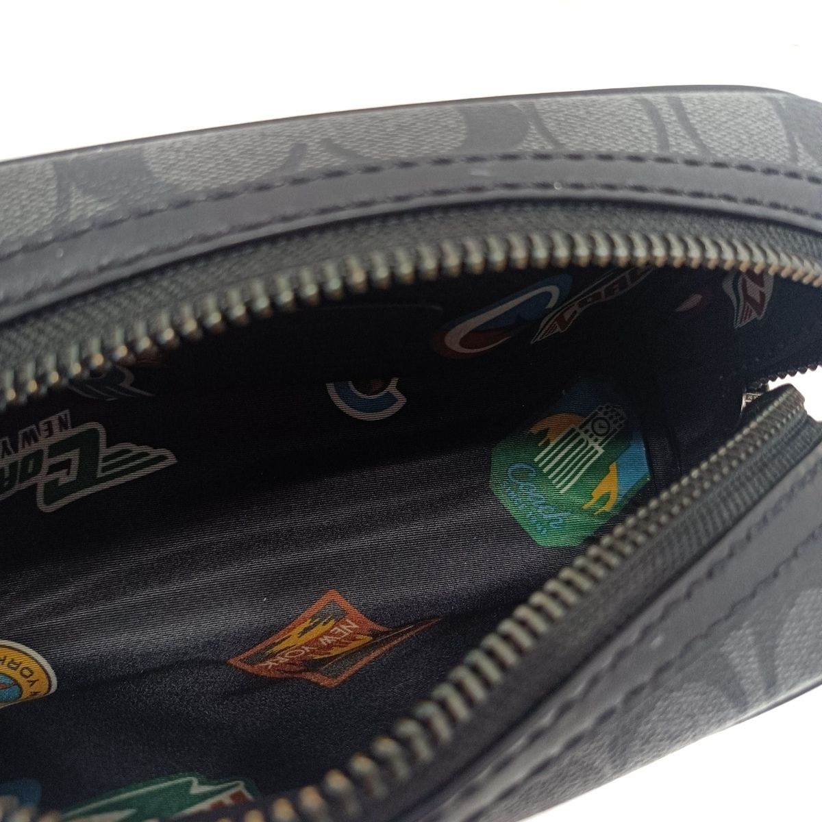 【優雅な】 COACH コーチ セカンドバッグ シグネチャー柄 2515 黒 レザー 人気ブランドの新作も！