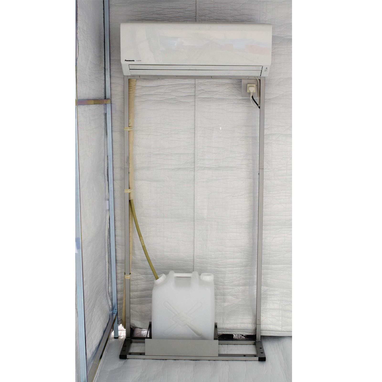 Z-949 エアコンの設置