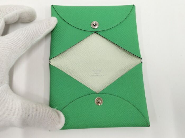 ヴォーエプソン レザー