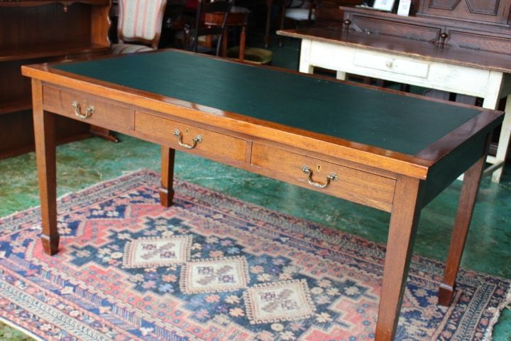 在庫一掃 イギリスアンティーク家具 大きな デスク 書斎デスク ライティングデスク テーブル 英国製 mh-1141