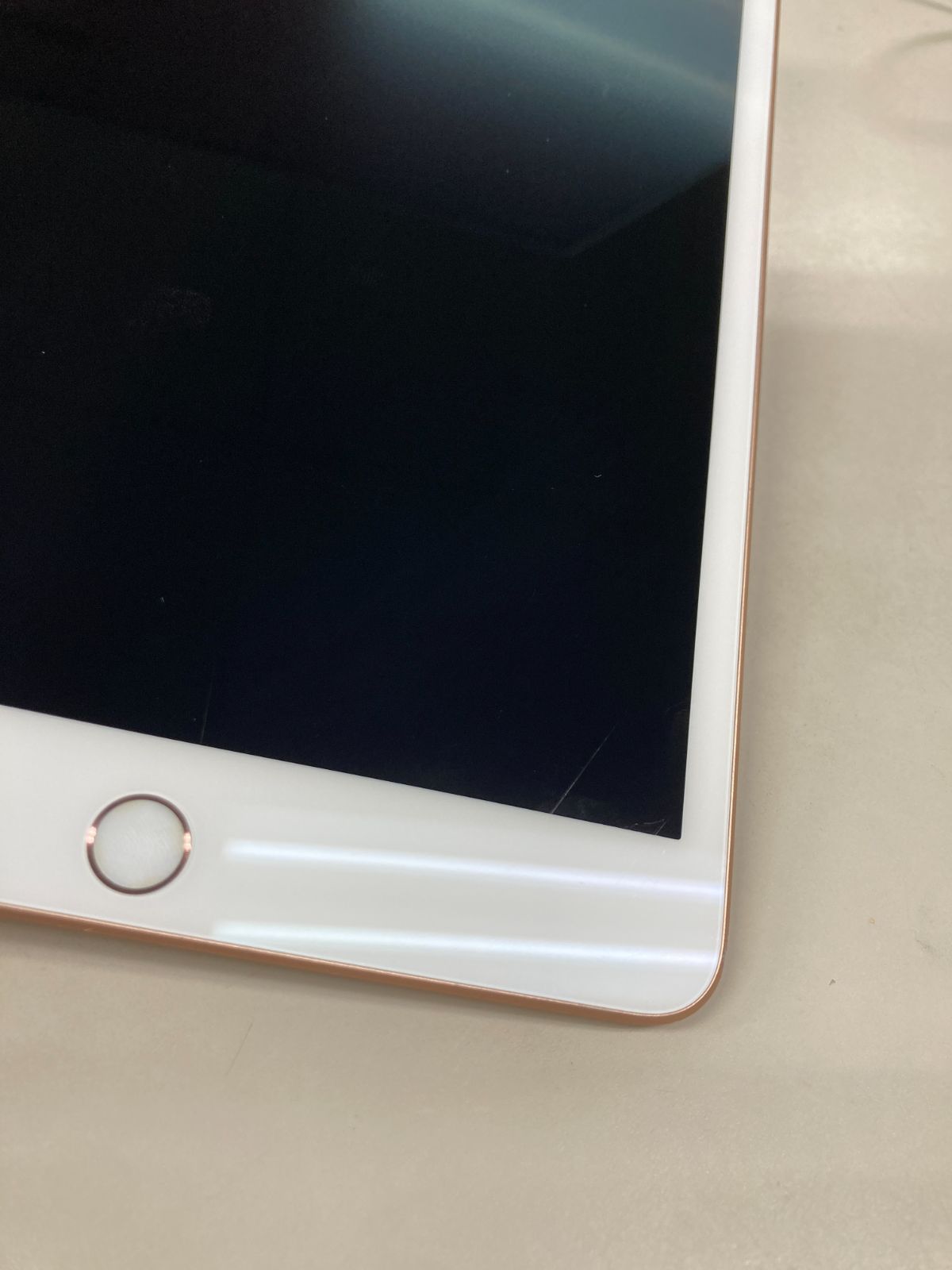 送料無料 美品 電池97% SIMフリー apple iPad mini (第5世代 送料無料 美品 電池97% SIMフリー apple iPad mini (第5世代
