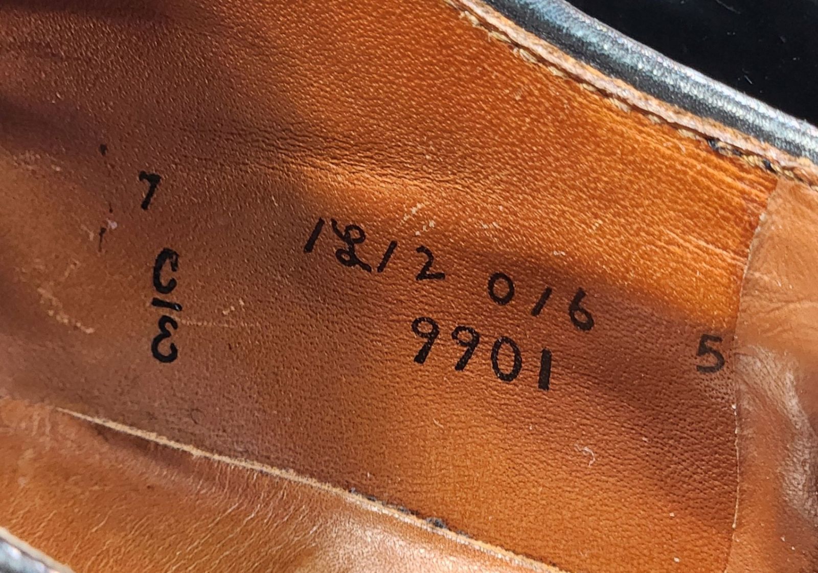 ★美品★新着★ オールデン9901 クリッパーオックスフォード ブラック 9.5 ☆美品☆新着☆ オールデン9901 クリッパーオックスフォード ブラック 9.5