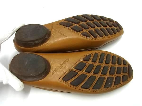 Salvatore Ferragamo フェラガモ ガンチーニ レザー ローファー 表記