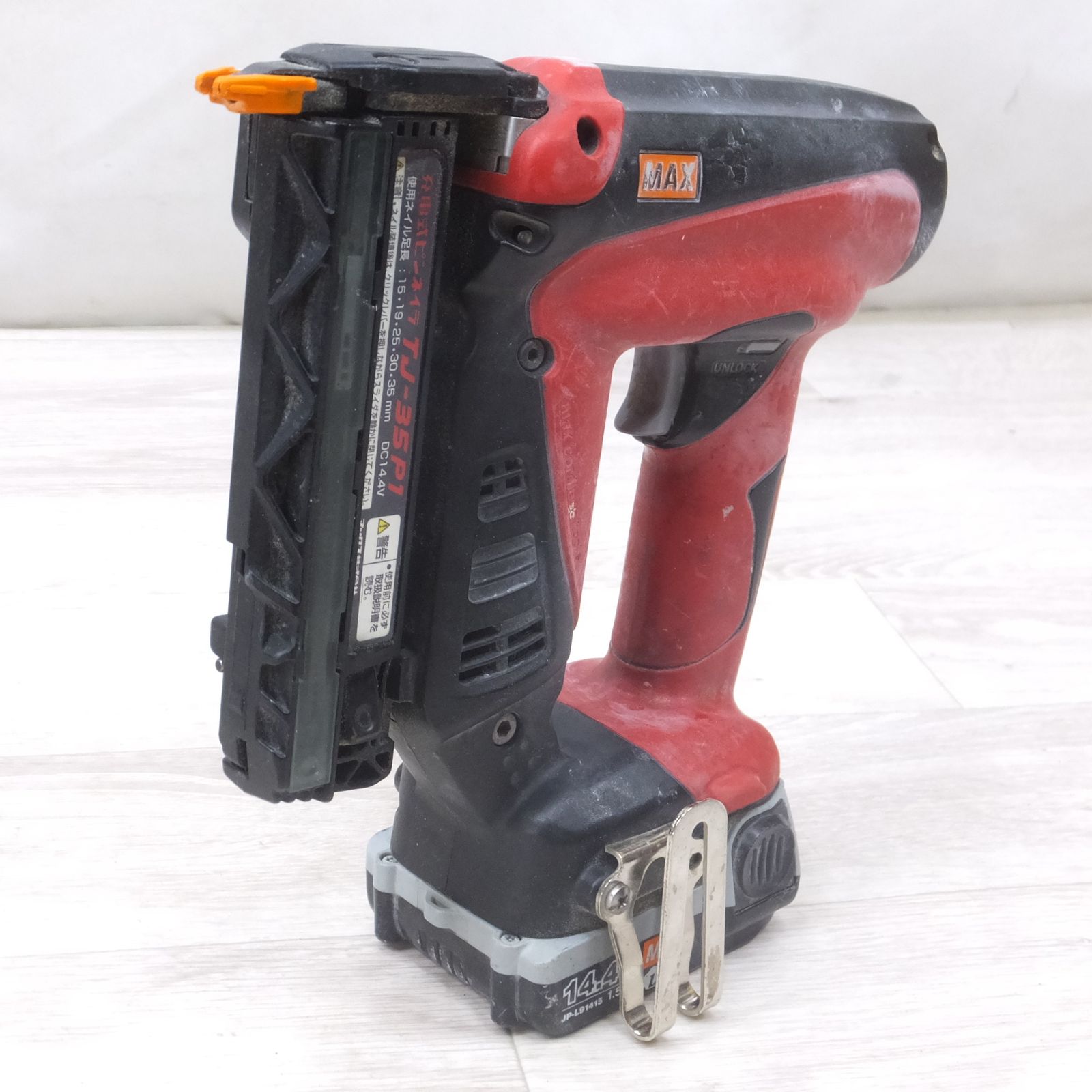 送料無料] ◇マックス MAX 14.4v 35mm 充電式 ピンネイラ TJ-35P1 