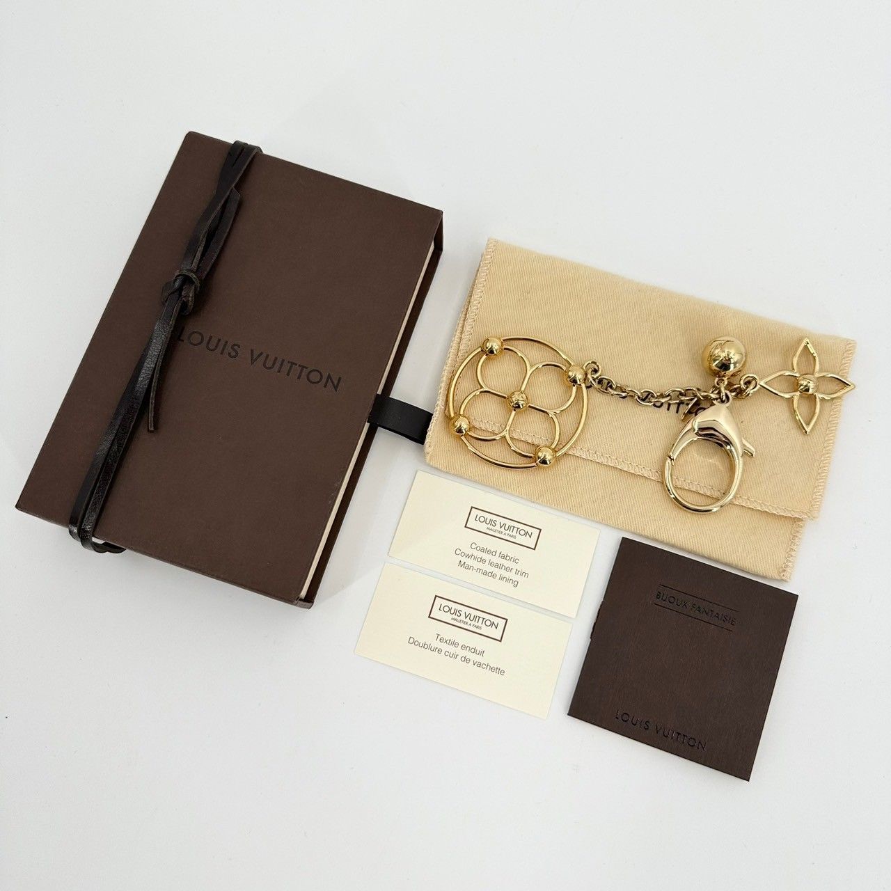 ♪ LOUIS VUITTON ルイヴィトン M67931 ブルーミー キーホルダー 