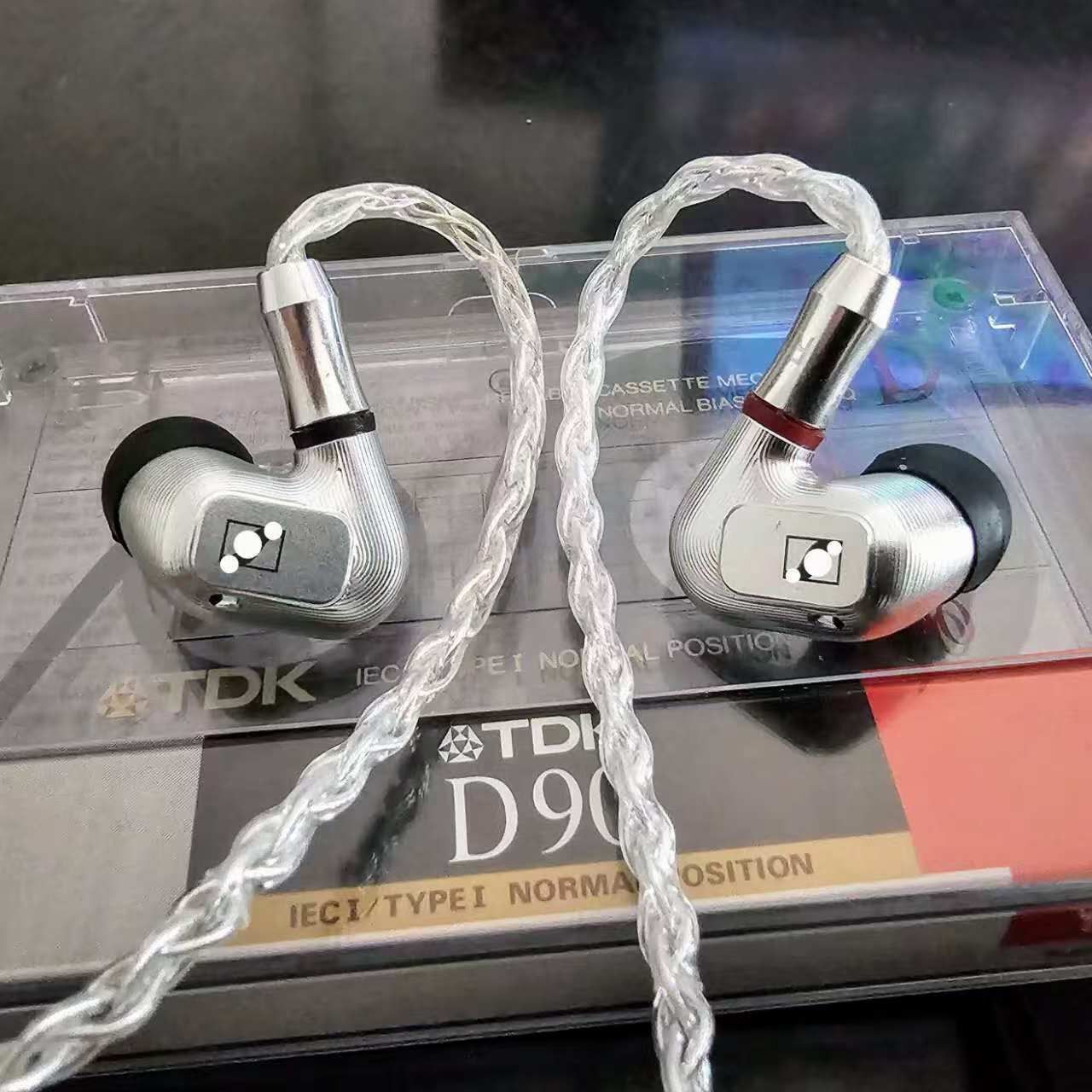 試作品 DIY IE900 OEM 7mm X3Rユニット使用 標準MMCX改良 シルバー系