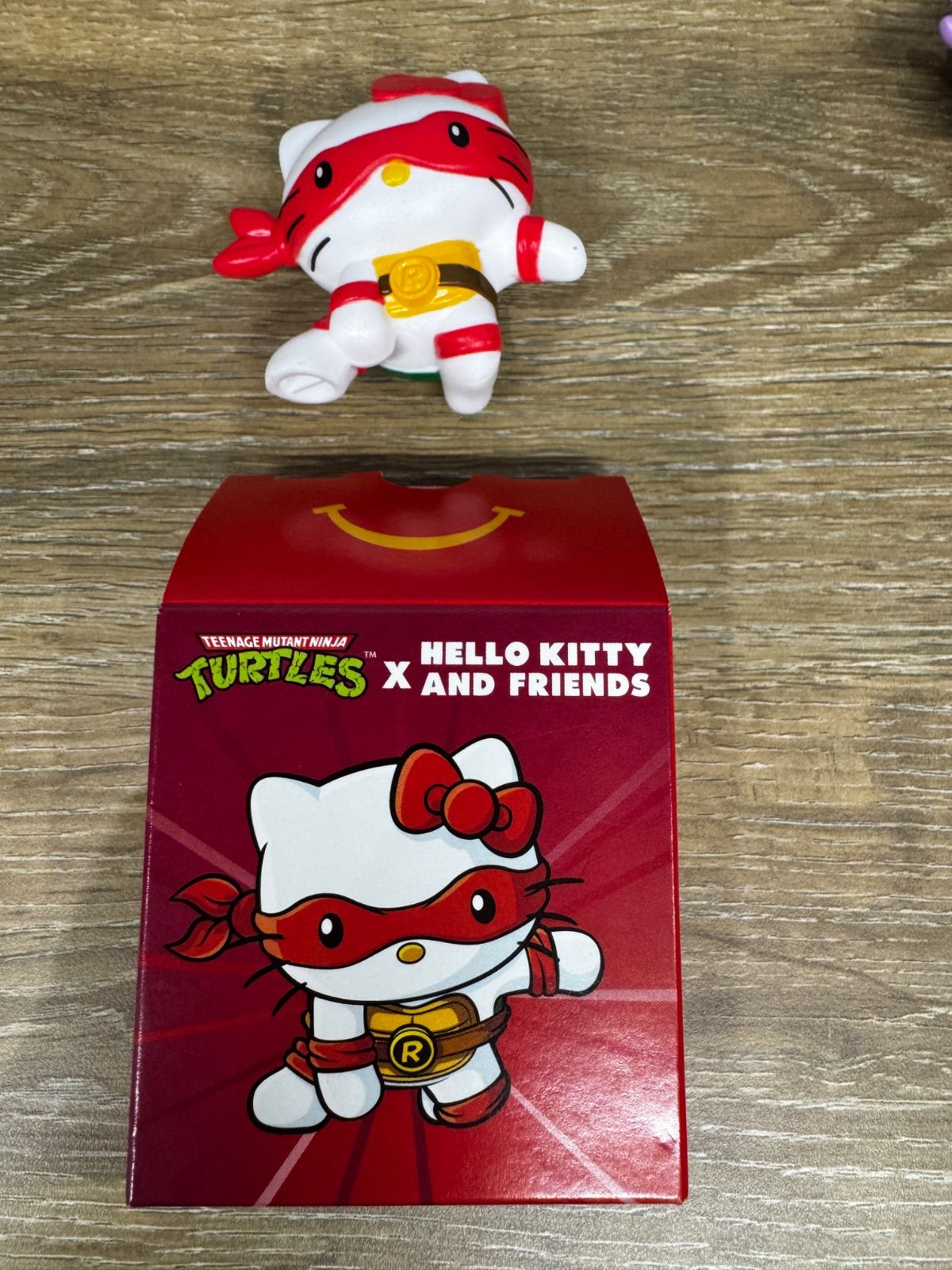 海外限定 サンリオ ×ミュータントタートルズ マクドナルド