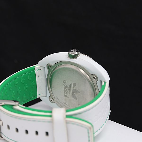 アディダス スタンスミス QZ ホワイト文字盤 グリーン ADH2931