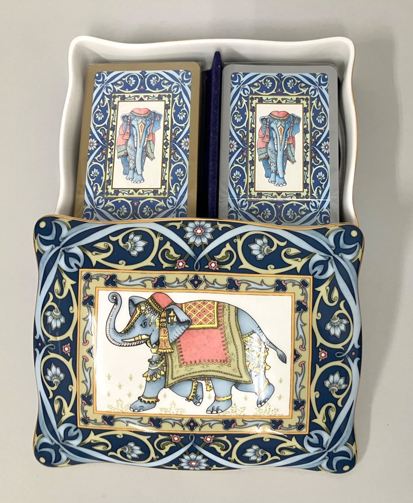 【希少・美品】 ウェッジウッド　ブルーエレファント　トランプ２セット入りボックス 希少・美品】 ウェッジウッド ブルーエレファント トランプ2セット