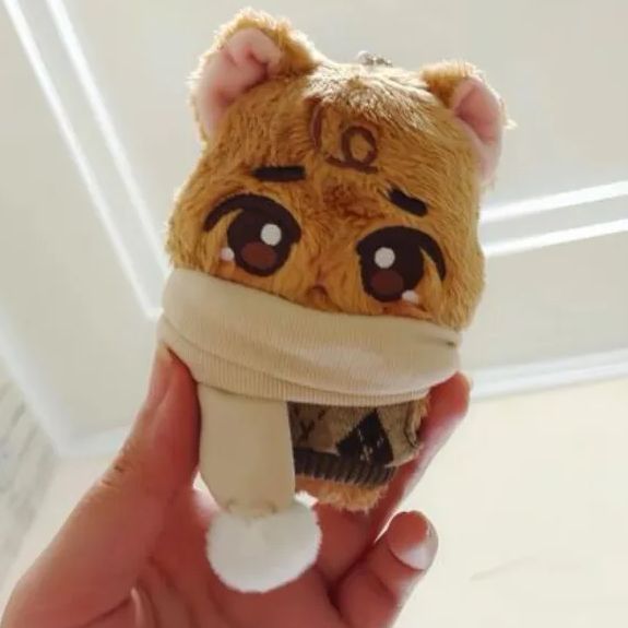 stray kids ハン　ぬいぐるみ　10cm 新品　マスター stray kids ハン ぬいぐるみ 10cm 新品 マスター - メルカリ