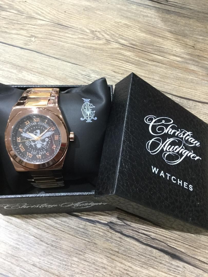 新品未使用 クリスチャンオードジェー 腕時計 スワロフスキー ユニ