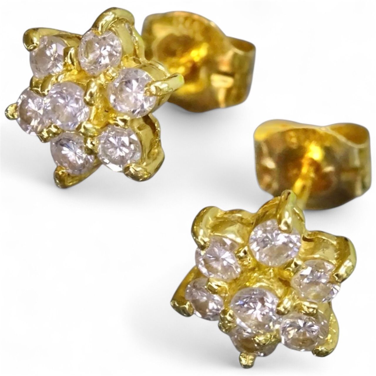 18金 K18 ゴールド GOLD 750 天然ダイヤモンド0.30ct(両耳) デザイン 