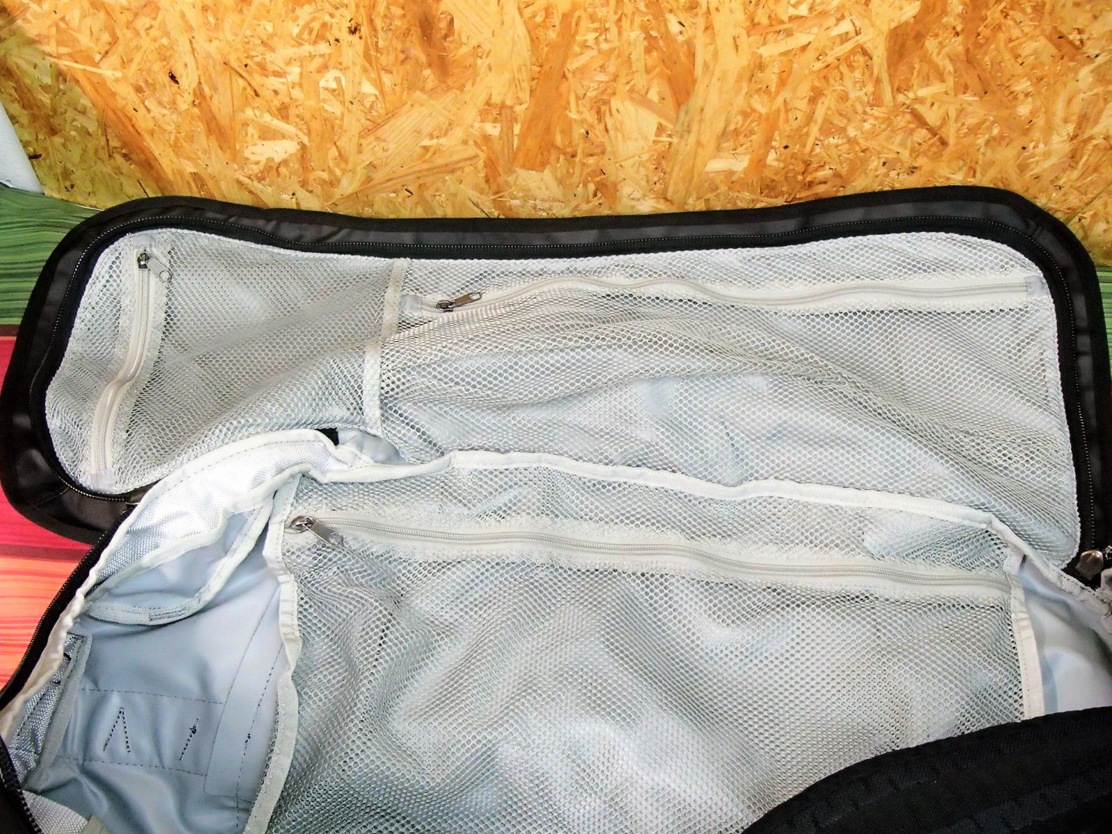 スーリー】TDSD204 ボストン鞄 ブラック 90L 230118W024 【公式通販】