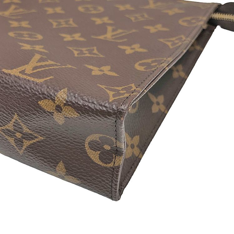 LOUIS VUITTON ルイヴィトン モノグラム ポシェット トワレット26
