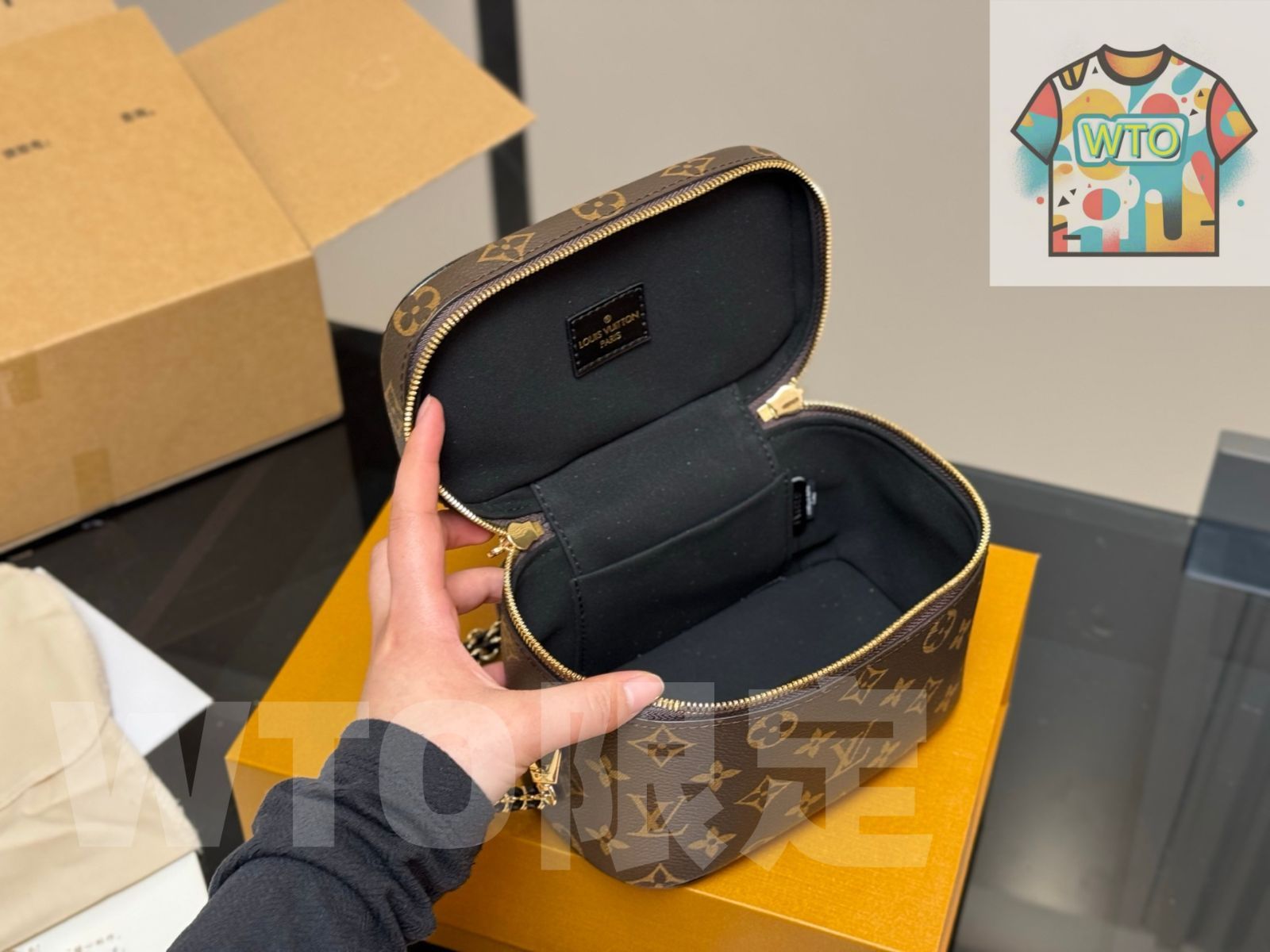 ルイヴィトン ポーチ LV × TM ポシェット・アクセソワール モノグラム・デニム｜ルイ