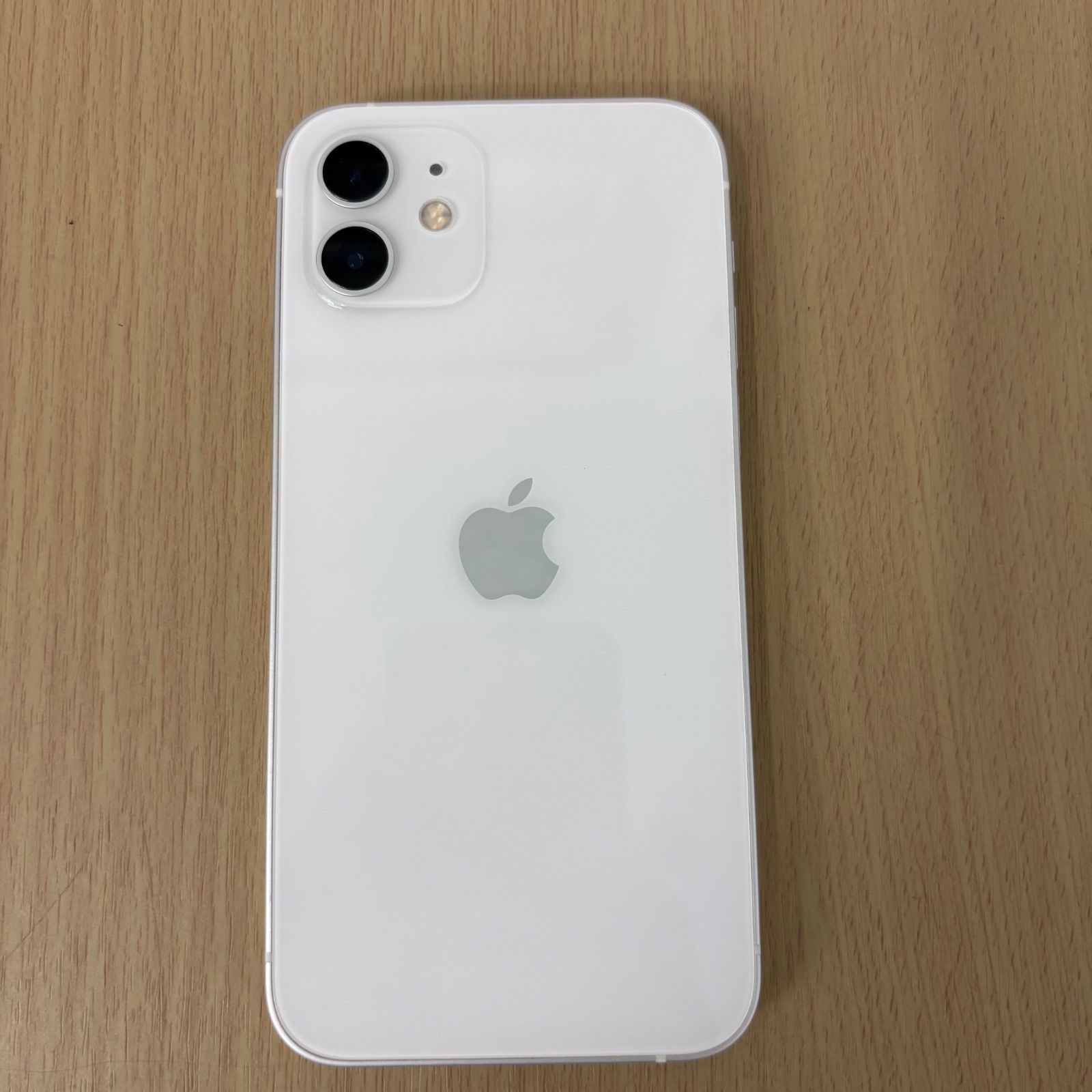 iPhone 12 ホワイト 64 GB (バッテリー交換済み)