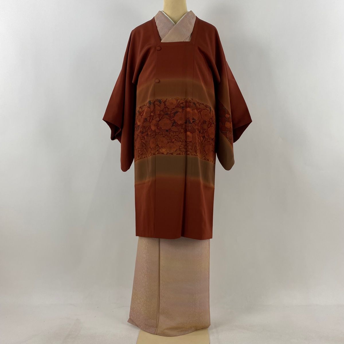 道行 身丈101.5cm 裄丈62.5cm S 和装コート 角衿 草花 ぼかし 赤茶 正絹 名品