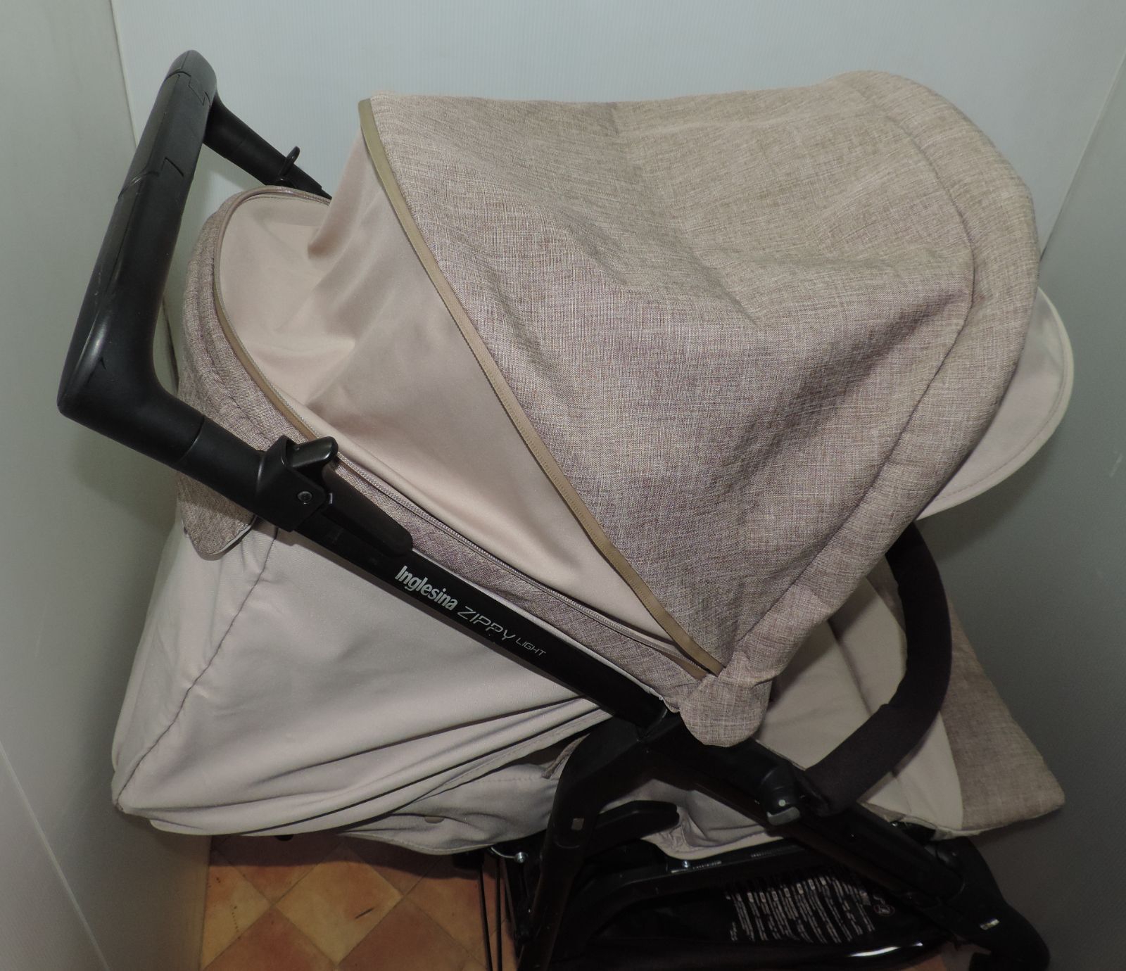 綺麗/イングリッシーナベビーカー/ジッピーライト/１～３６カ月/２０２２年購入 綺麗/イングリッシーナベビーカー/ジッピーライト/1～36カ月