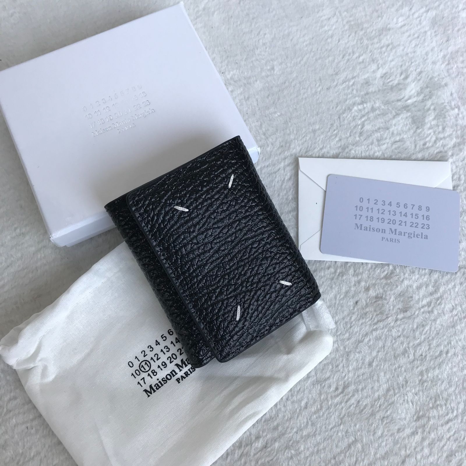 新品未使用 Maison Margiela メゾンマルジェラ 三つ折り財布 - メルカリ