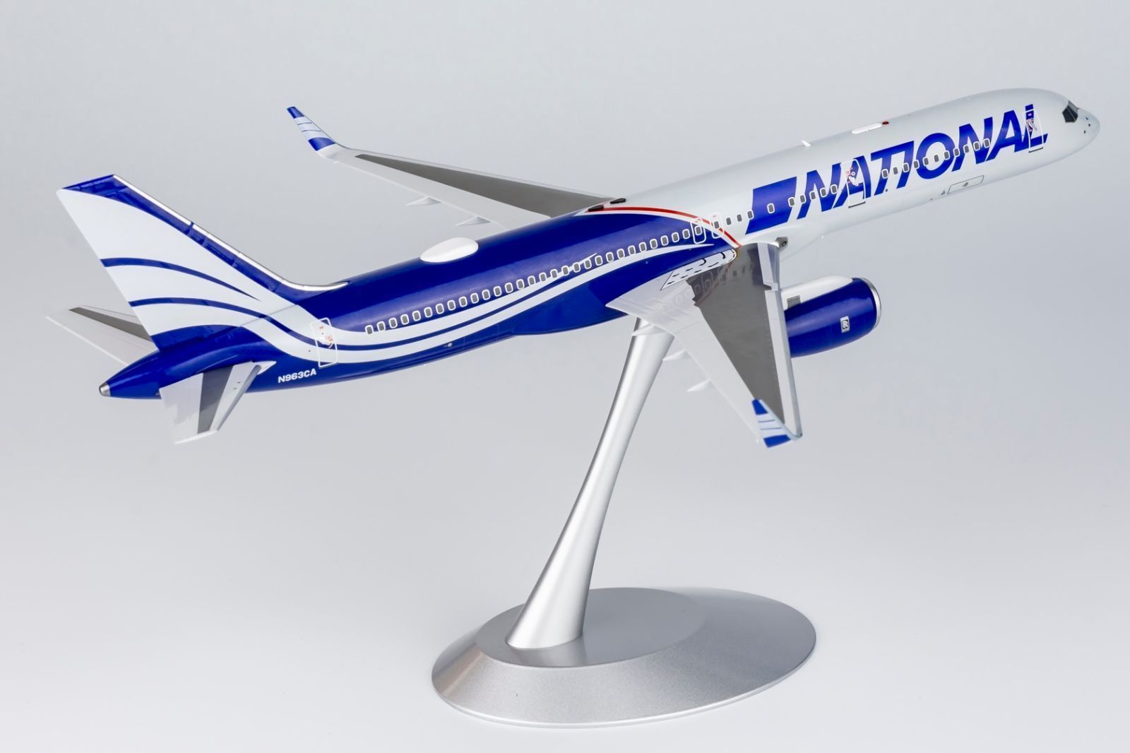 ナショナルエアラインズ 757-200