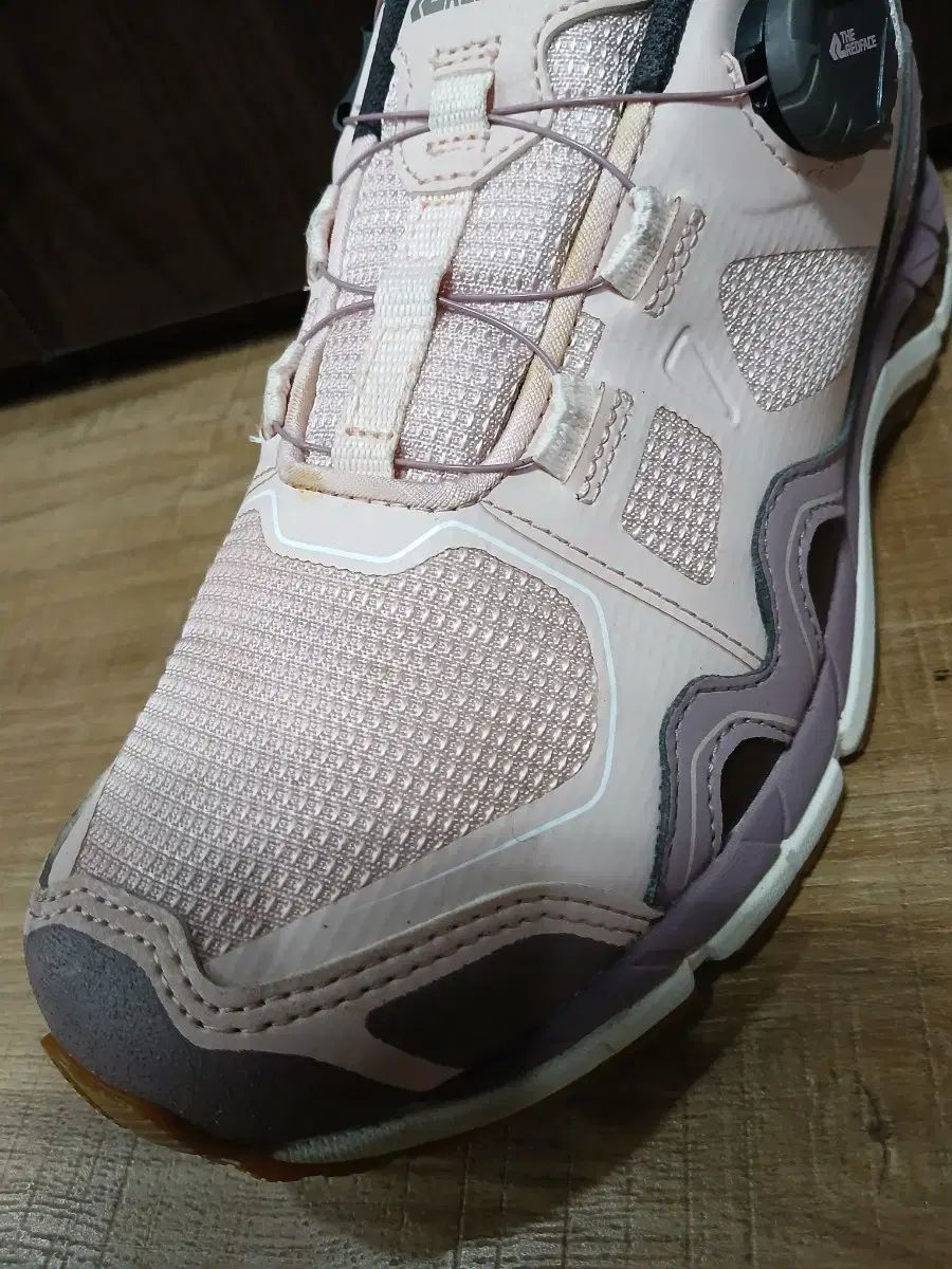 ザ レッドフェイス