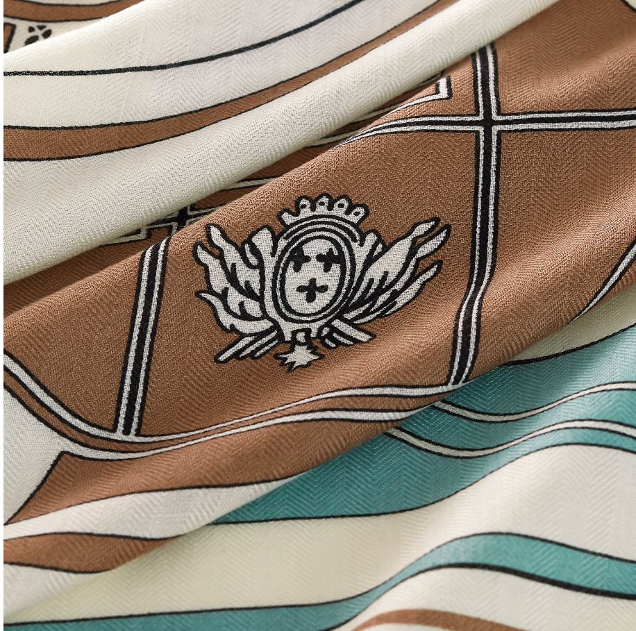 掛軸　般若心経　兼松弘造　金色装飾　箱なし 掛軸 般若心経 兼松弘造 金色装飾 箱なし