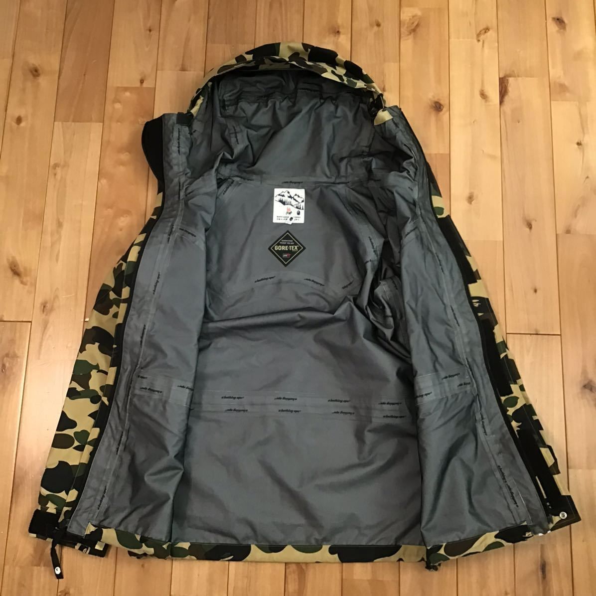 GORE TEX スノボジャケット Mサイズ a bathing ape BAPE snowboard