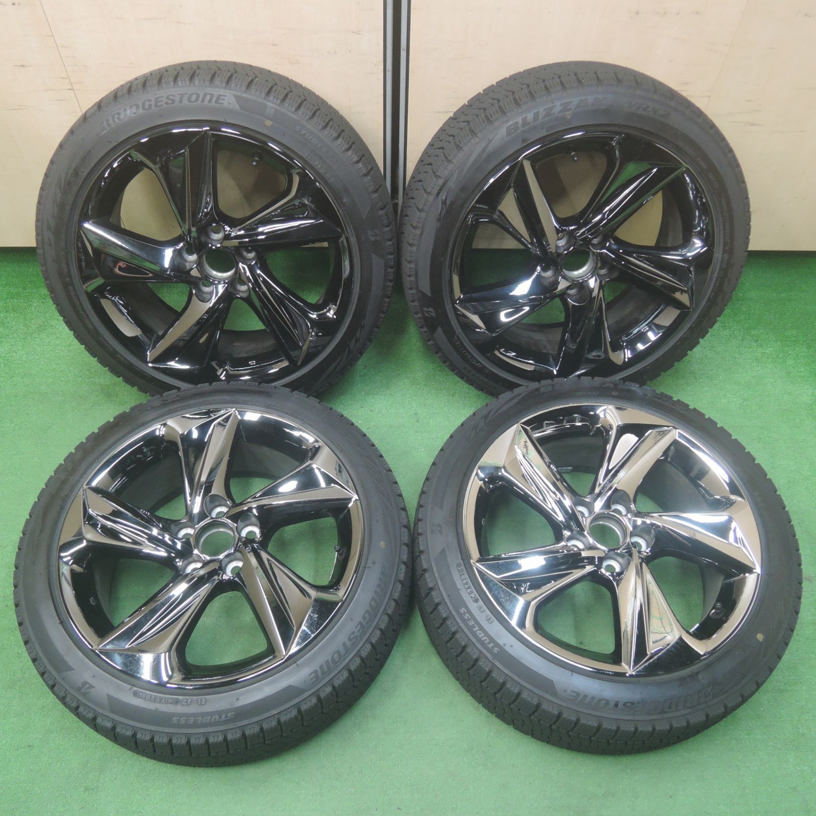 送料無料* バリ溝！9.5分☆トヨタ 220系 クラウン RS アドバンス 純正 