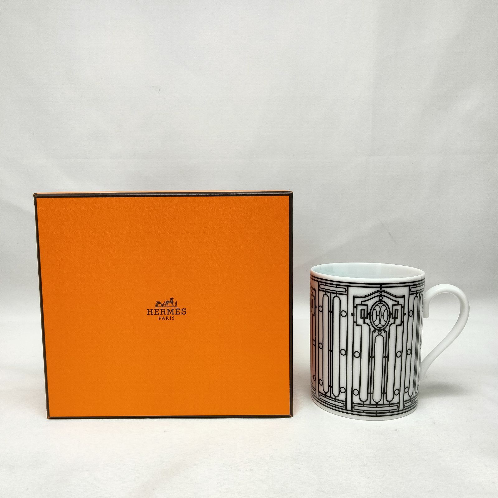 ️HERMES ️エルメス Hデコ マグカップ ホワイト