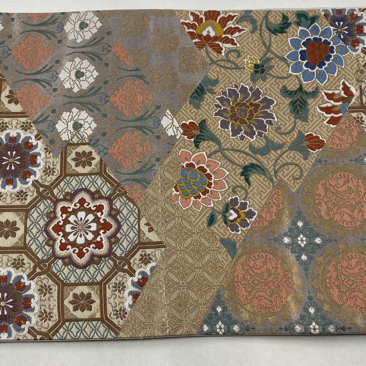 美品】 袋帯 秀品 華文 花唐草 箔 焦茶色 六通 正絹 【】 【公式通販】