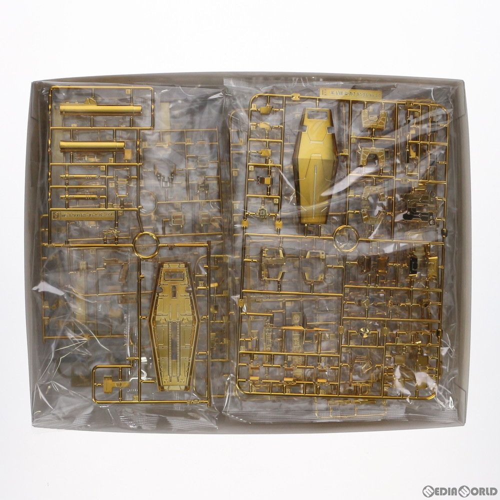 MG 1/100 RX-78-2 ガンダム Ver.3.0 ゴールドコーティング 機動