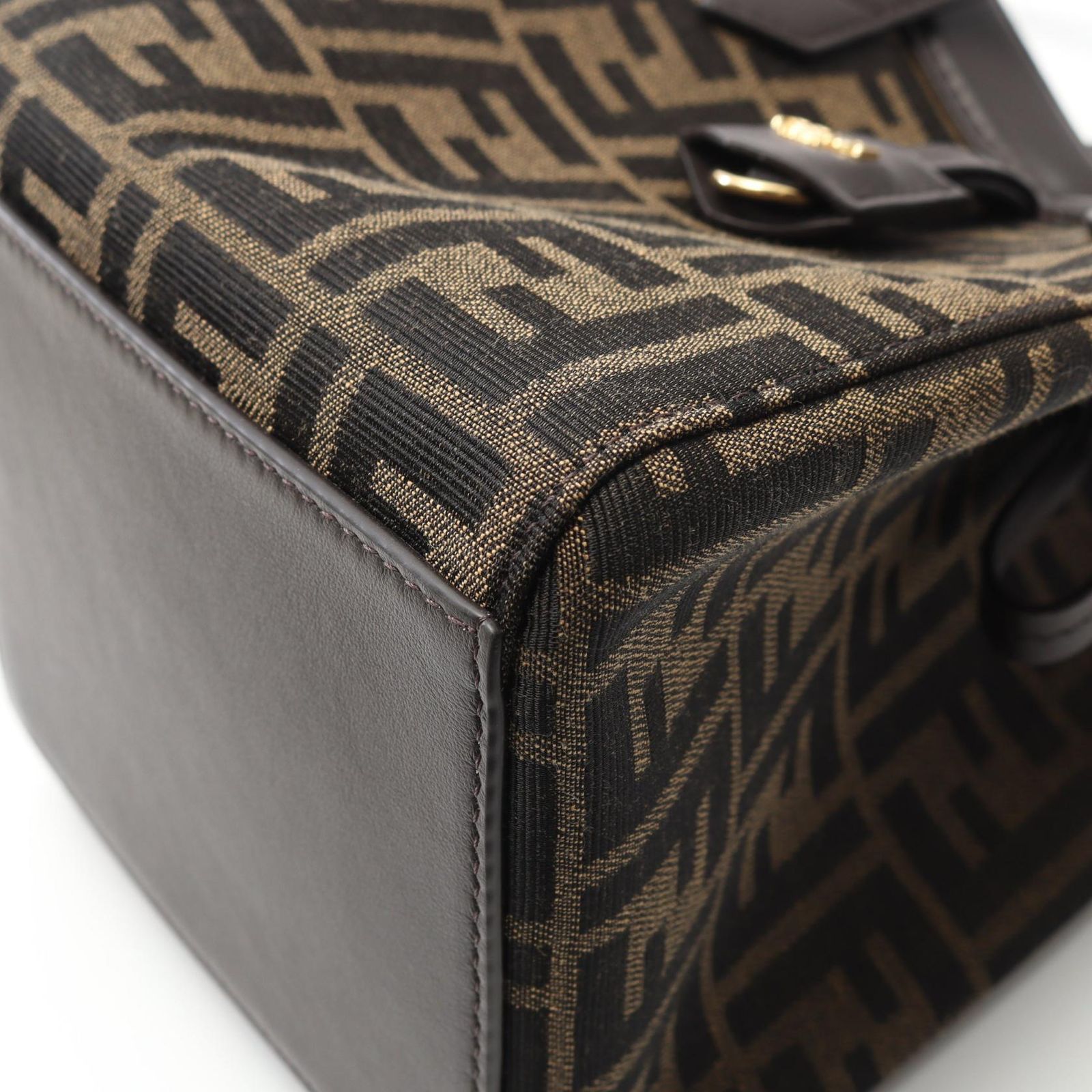 FENDI フェンディ ORIGAMI MINI オリガミ ミニ ズッカ ショルダー