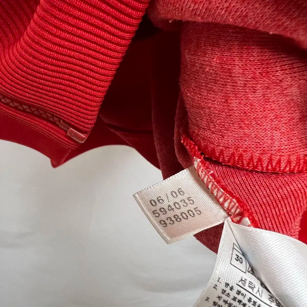 adidas アディダス