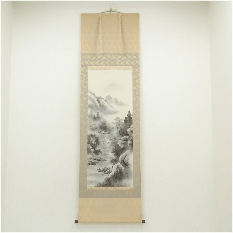 【本表装】肉筆掛け軸水墨画　山水画「山峡帆影」美術品　絵画　和室　茶室　床の間 楽天市場】【中古】【書画】光鳳筆 水墨山水 肉筆絹本掛軸（共箱