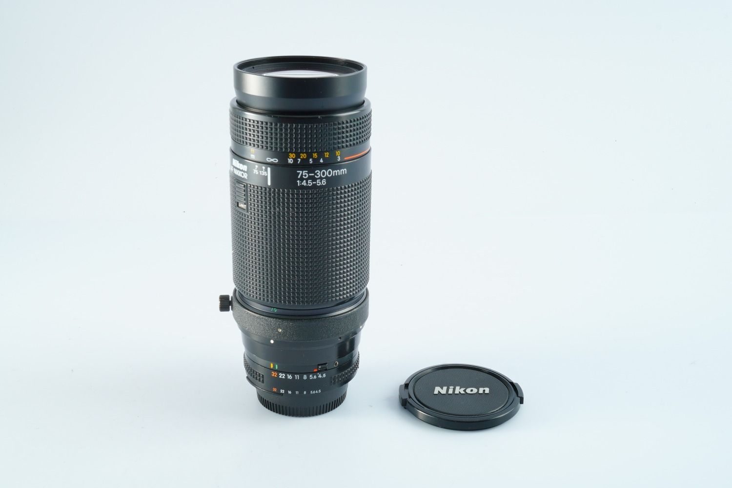 Nikon ニコン AF NIKKOR 75-300mm f/4.5-5.6 ズームレンズ 【公式通販】