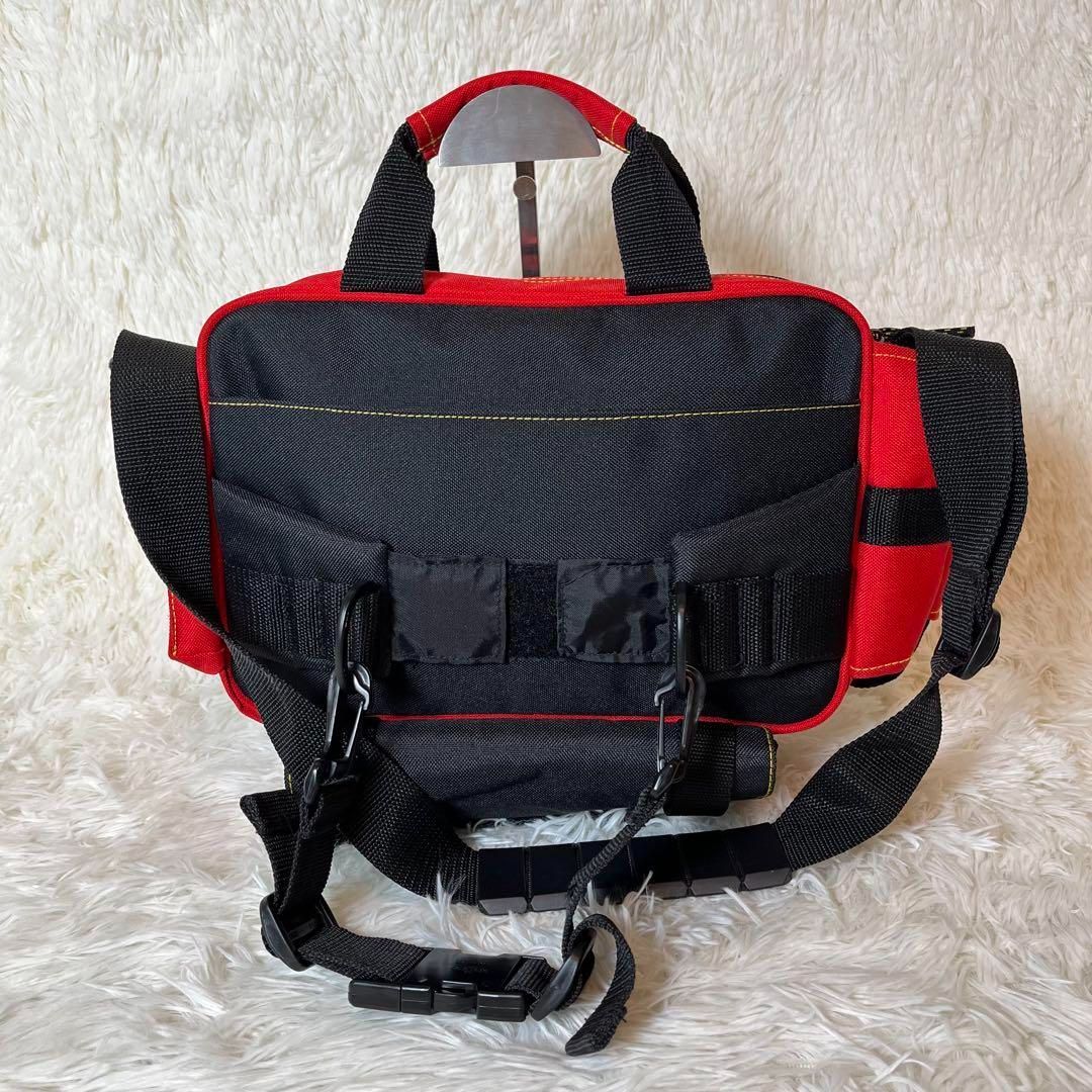 Marlboro マールボロ マルボロ 赤 ウエストバッグ 未使用タグ付き Marlboro マールボロ マルボロ 赤 ウエストバッグ 未使用タグ付き