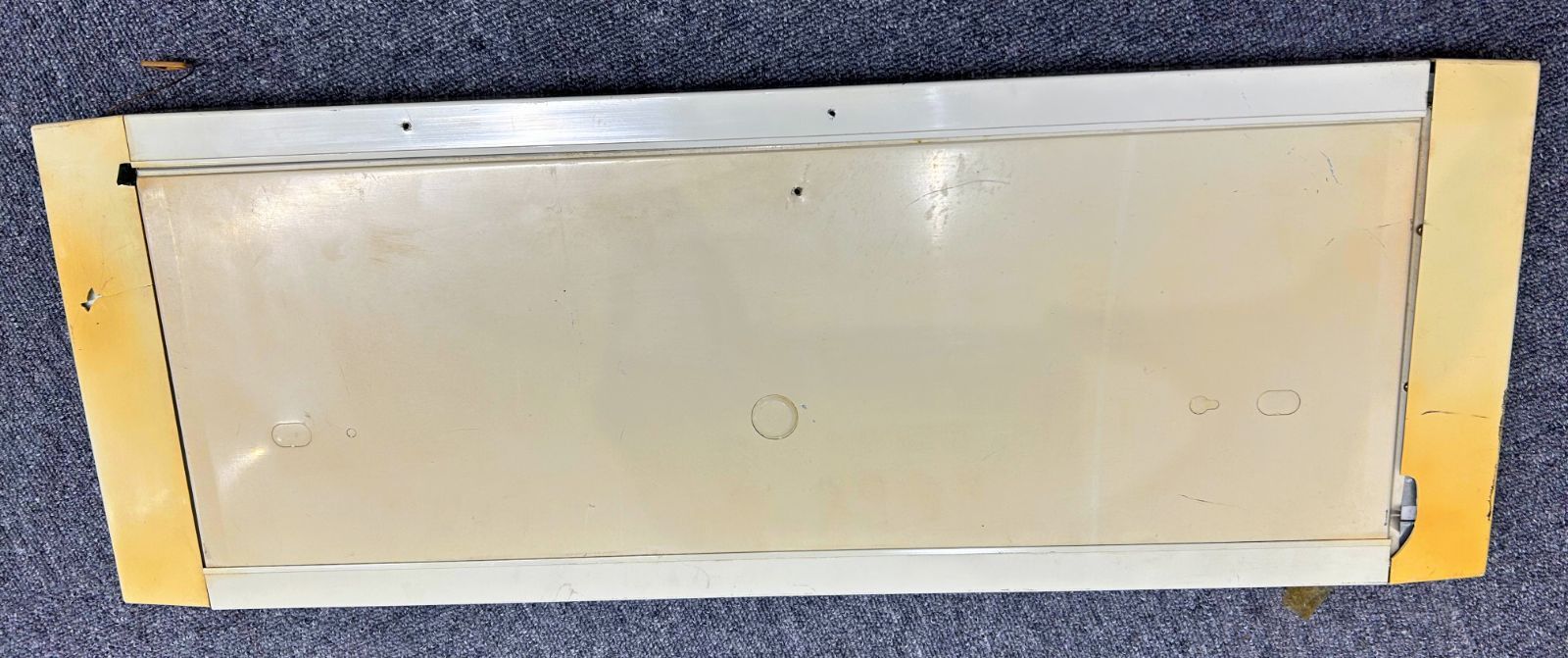 誘導路灯 (TEDL) 空港使用品ジャンク 避難口誘導灯 東芝製 【ジャンク品】☆値下げしました☆ - メルカリ