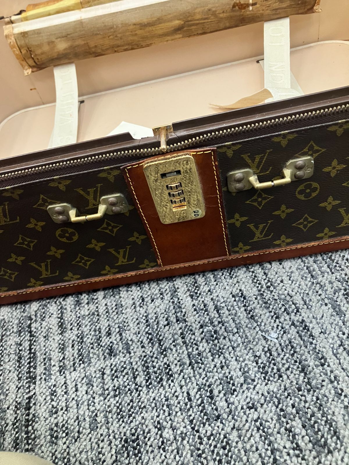LOUIS VUITTON ルイヴィトン ストラトス モノグラム VINTAGE