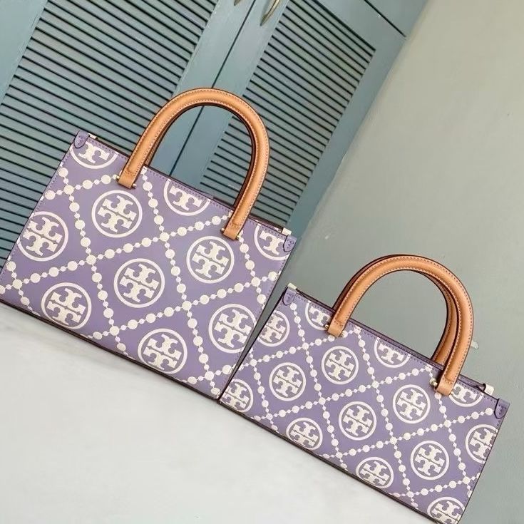 トリーバーチ Tモノグラム スモールハンドバッグ ブルー - メルカリ 