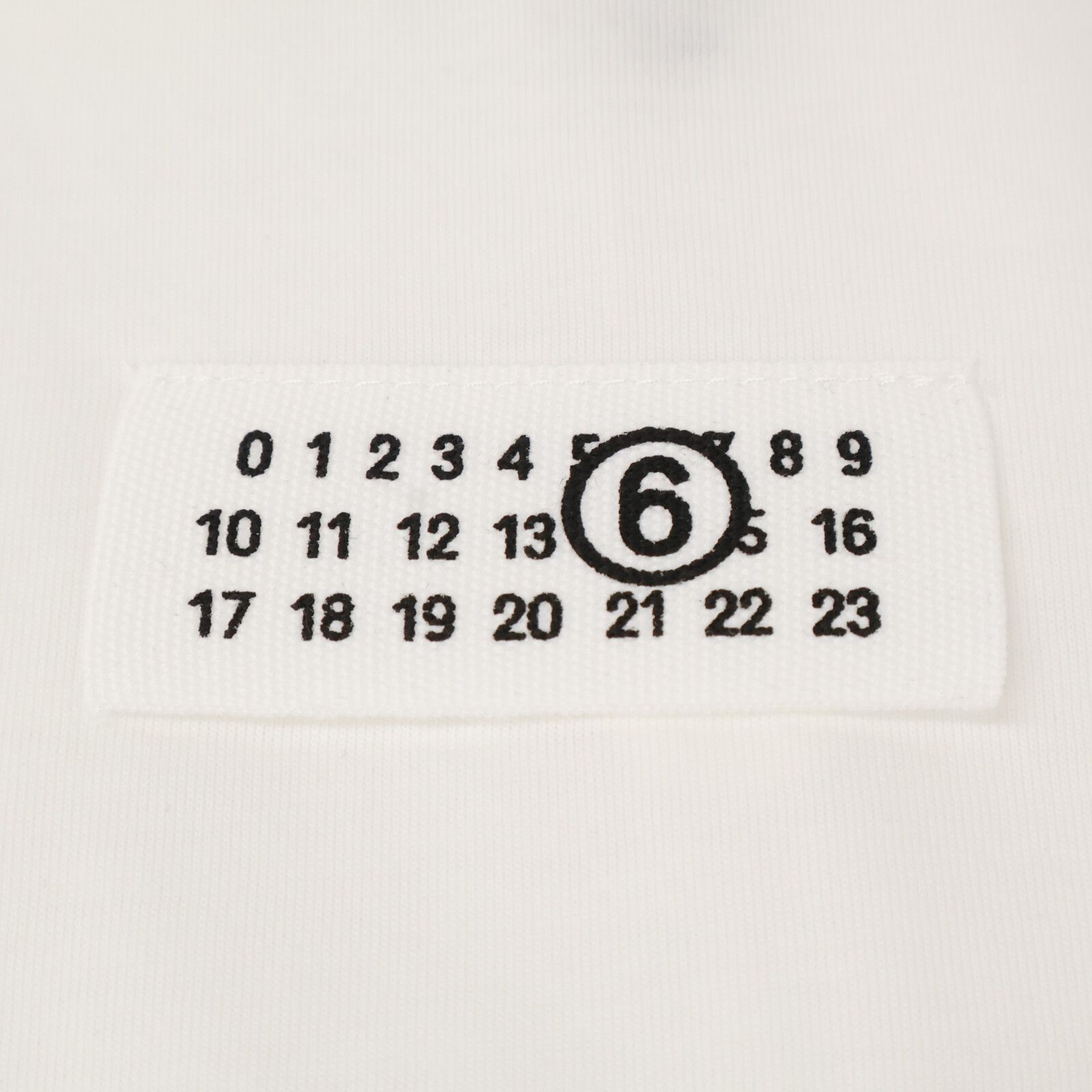 ﾌﾛﾝﾄﾛｺﾞﾀｸﾞTｼｬﾂ S