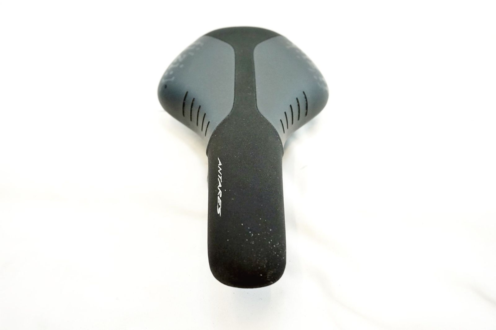 Fizik Antaresカーボンサドル Fizik(フィジーク) ANTARES R1 カーボン