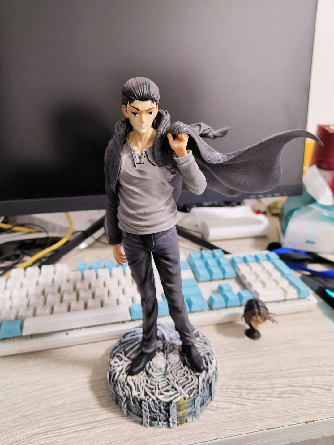 進撃の巨人 エレン フィギュア ガレージキット グッズ - メルカリ