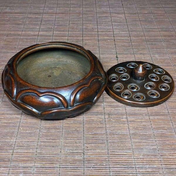 蓮華香炉 銅香炉 茶道具 香道具 仏具 工芸品 置物 蓮華香炉 銅香炉 茶道具 香道具 仏具 工芸品 置物 - メルカリ
