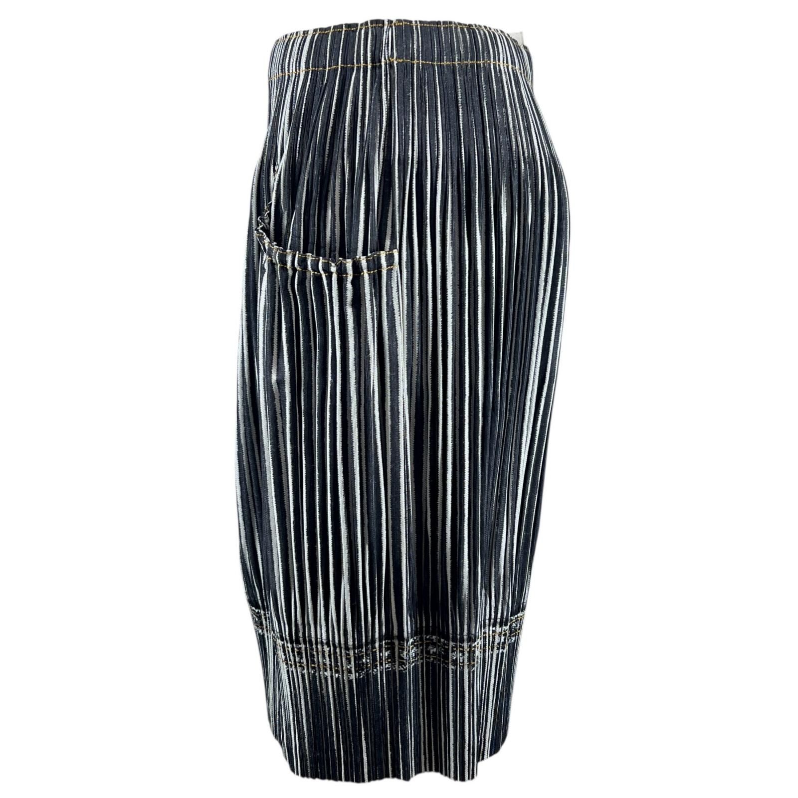 ▲PLEATS PLEASE プリーツプリーズ イッセイミヤケ PP01-JG594 デニム転写 タイトスカート マルチ 5 大き目サイズ レディース