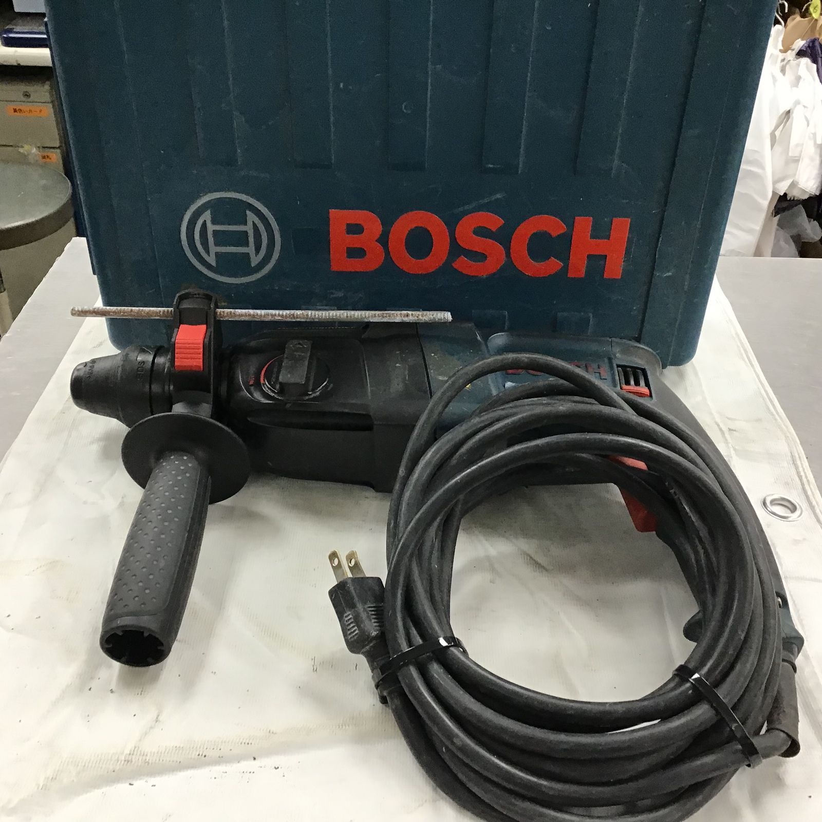 ☆ボッシュ(BOSCH) ハンマドリル GBH2-26RE【川崎店】 - メルカリ