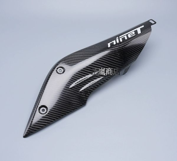 BMW RNINET 拿铁 用 本物カーボンファイバー製 サイドカバー 断熱防烫保護カバー 外装